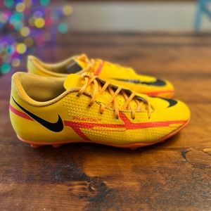 Nike Phantom GT Youth Soccer 🥅 ⚽️ Cleats